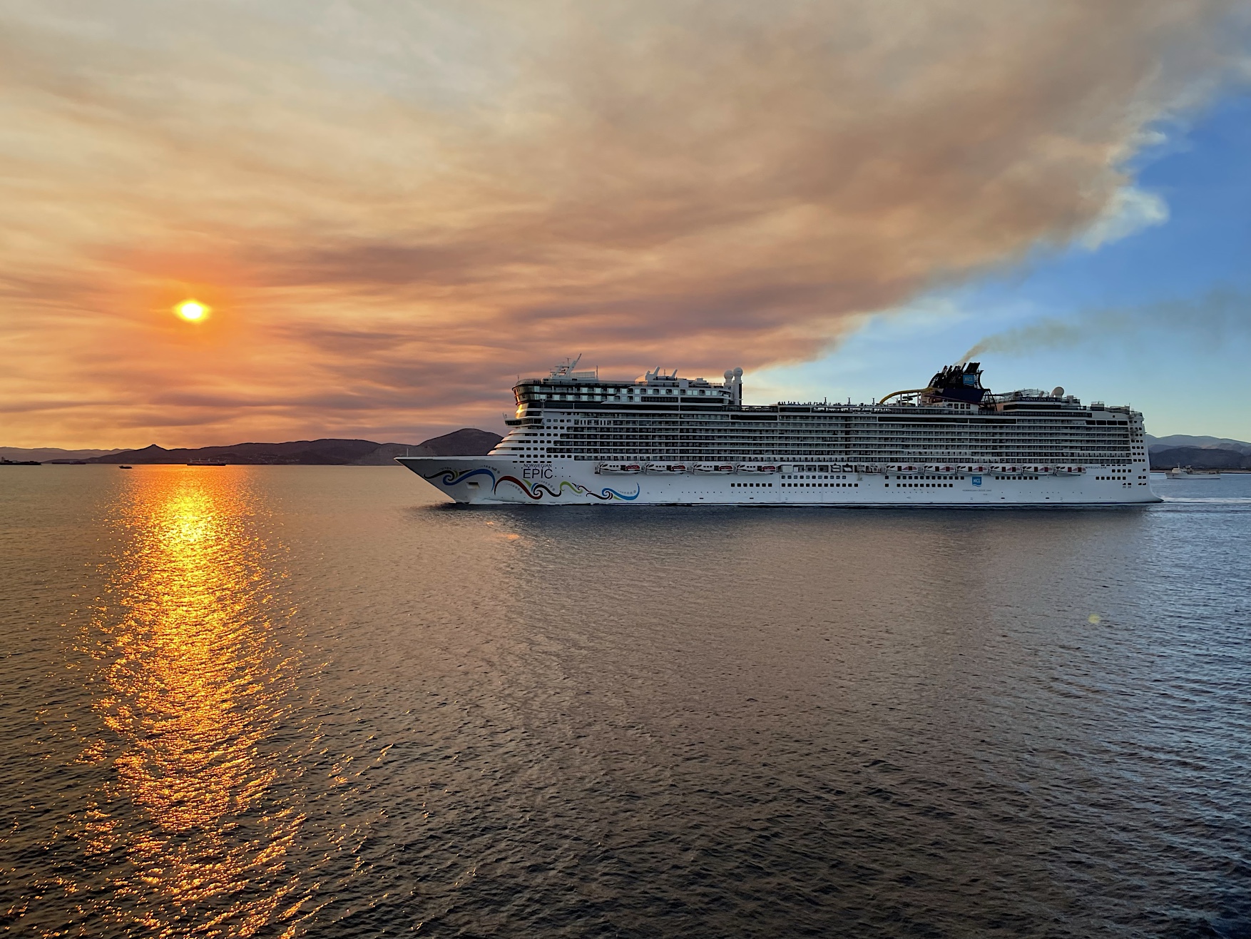 Sailing from Piraeus. The astonishing clouds are smoke from wildfires on the Isthmus.