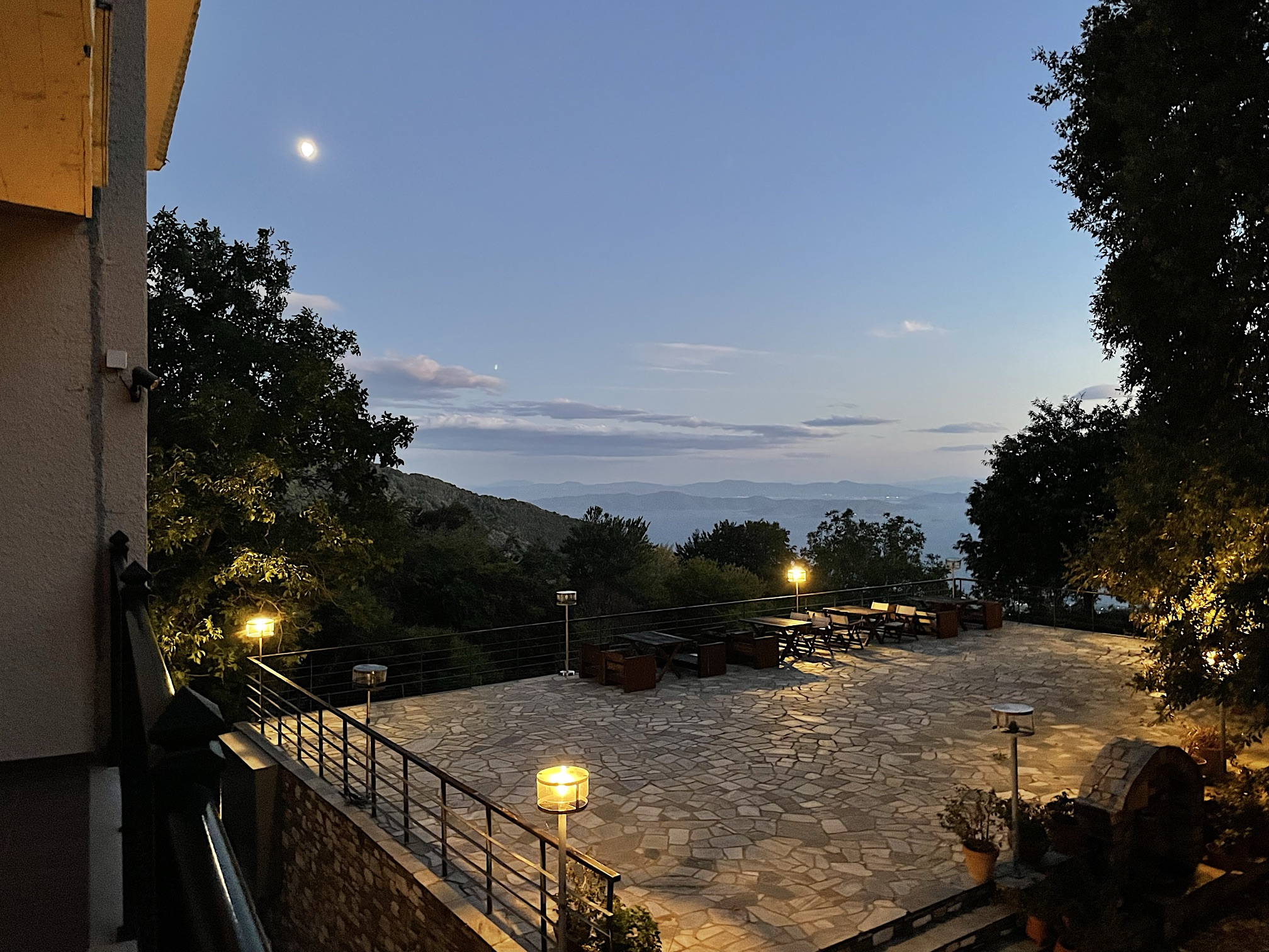Moonrise in Pelion