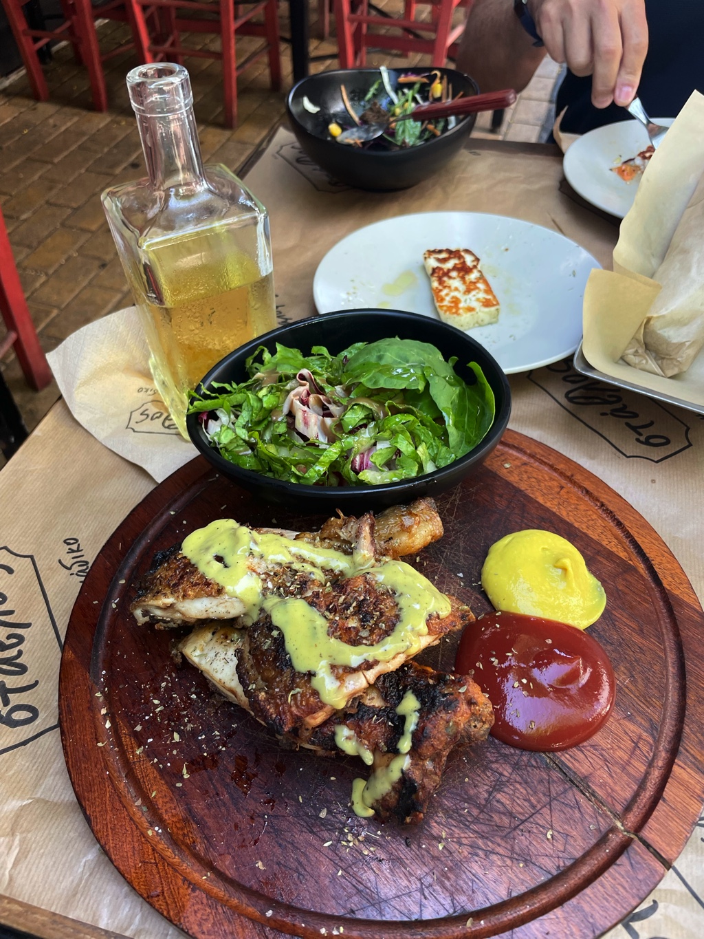 We had a wonderful lunch at a taverna/grill in pedestrian area.