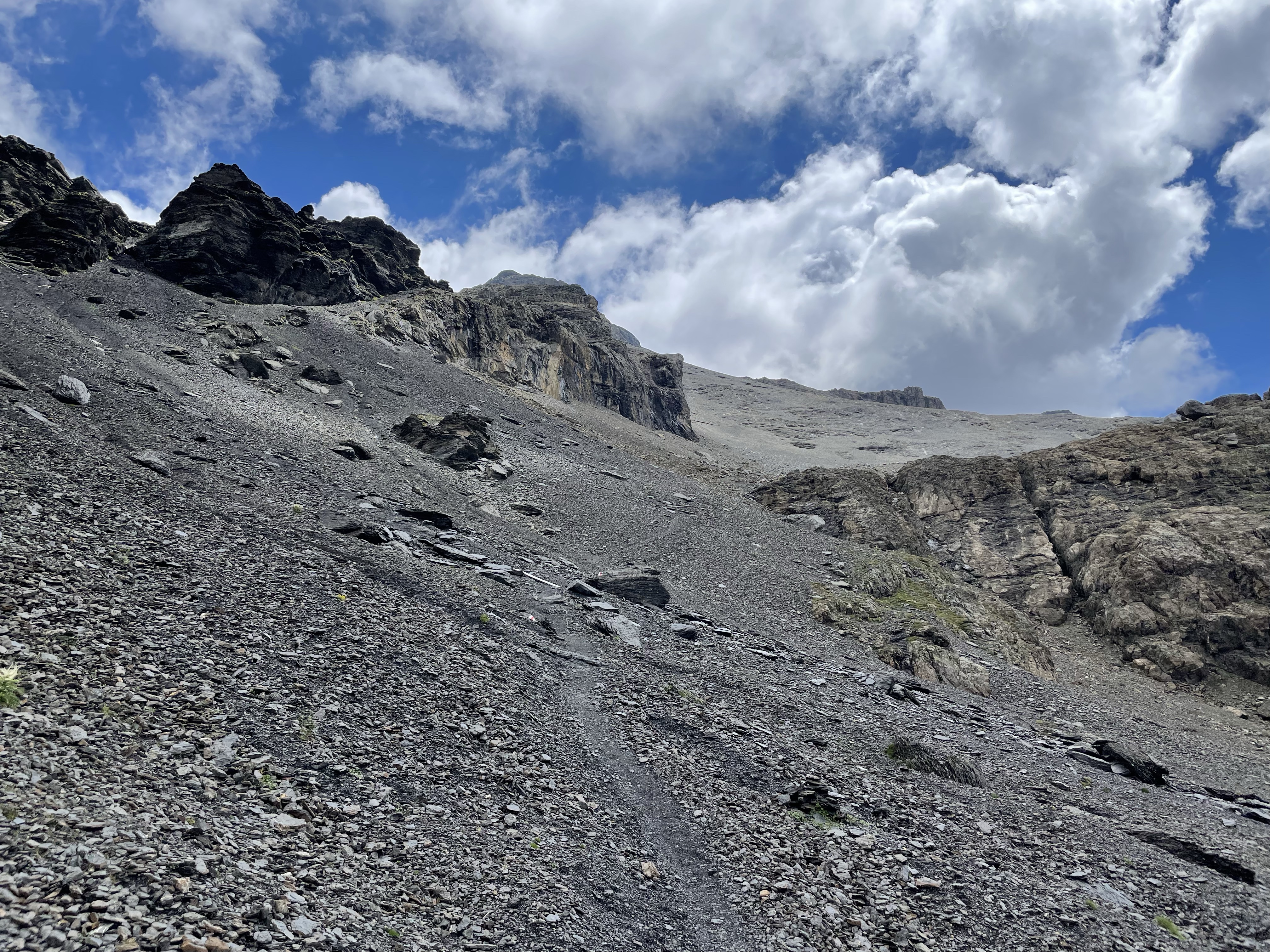 The descent from the Sefinafurgga involves about an hour of walking through a steep and loose scree field.