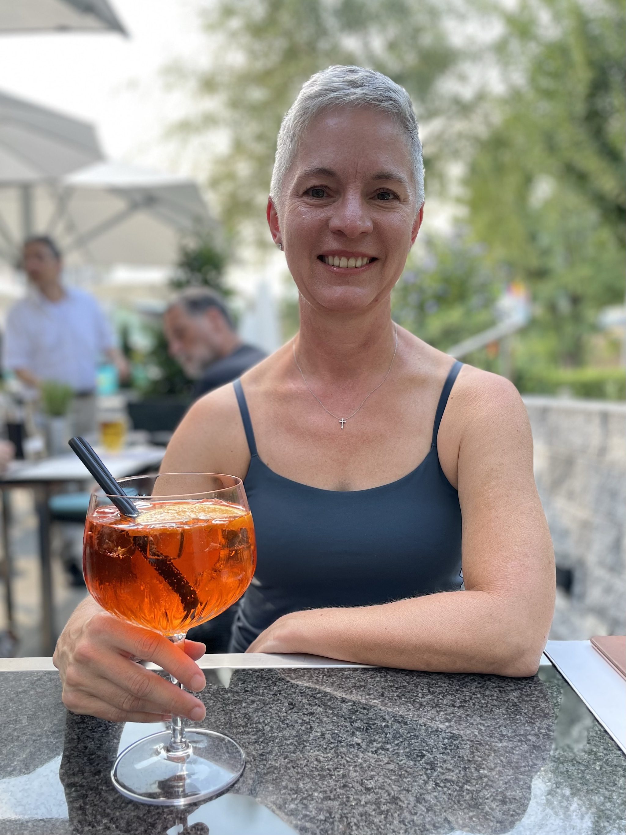 I even buzzed my hair before we left – hair was one problem I didn’t need to have. Looking back now, it does seem a little Taxi Driver. Ah well, desperate times!