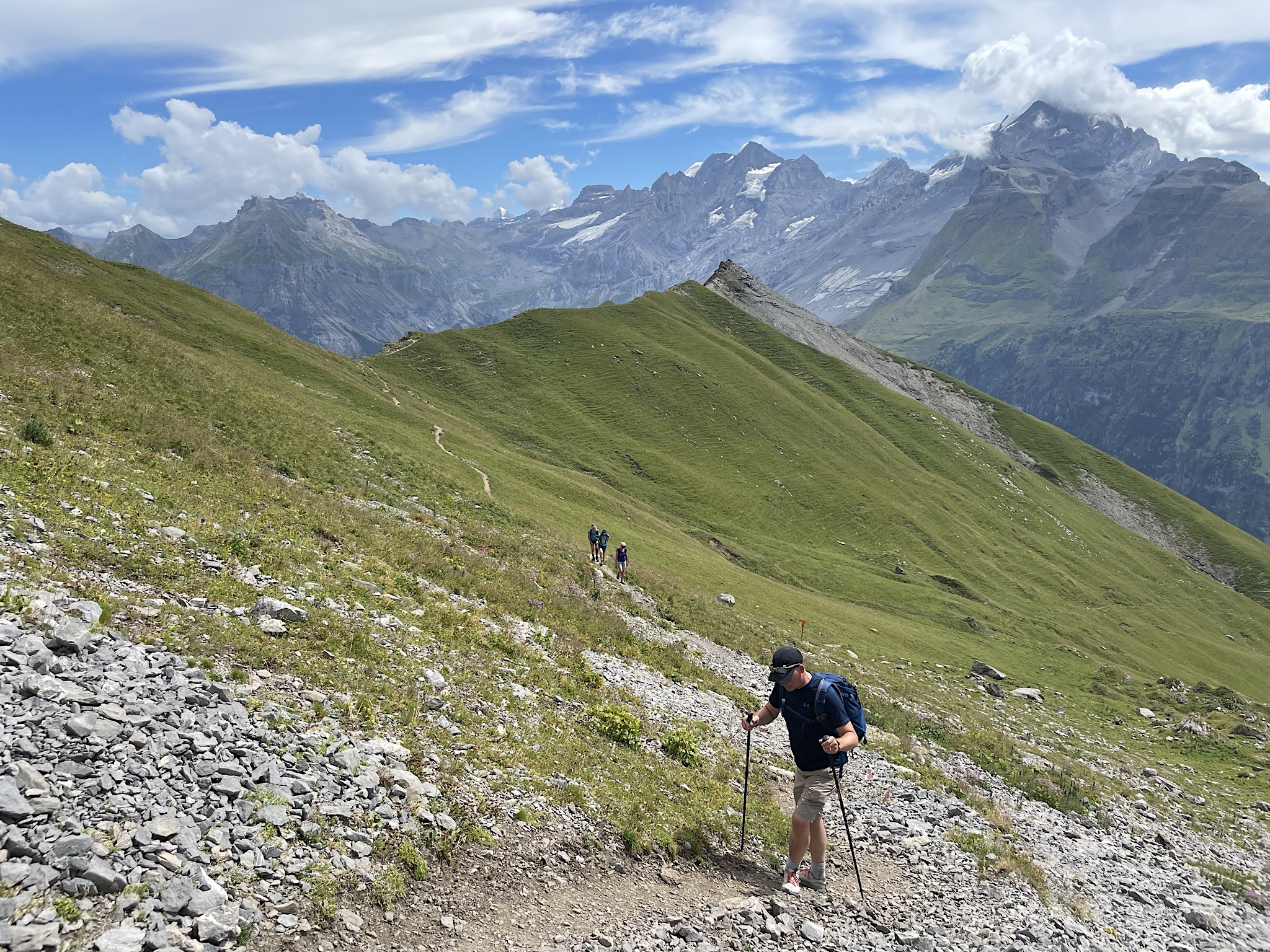 That was a minor detour from our actual path; the Bunderchrinde is in the opposite direction of that green ridge.
