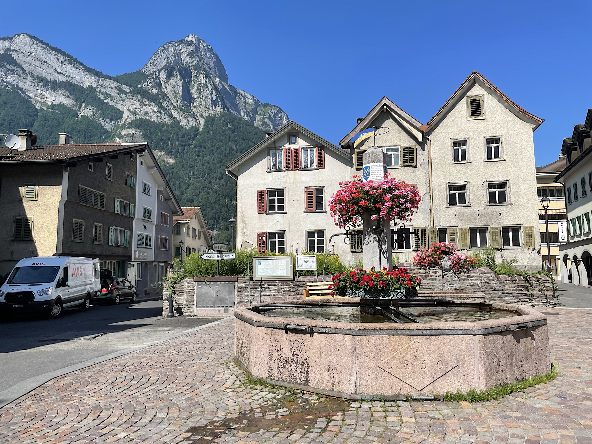 Mels was even deader than Sargans. We ended up getting lunch at a kebab place, which are always reliable.