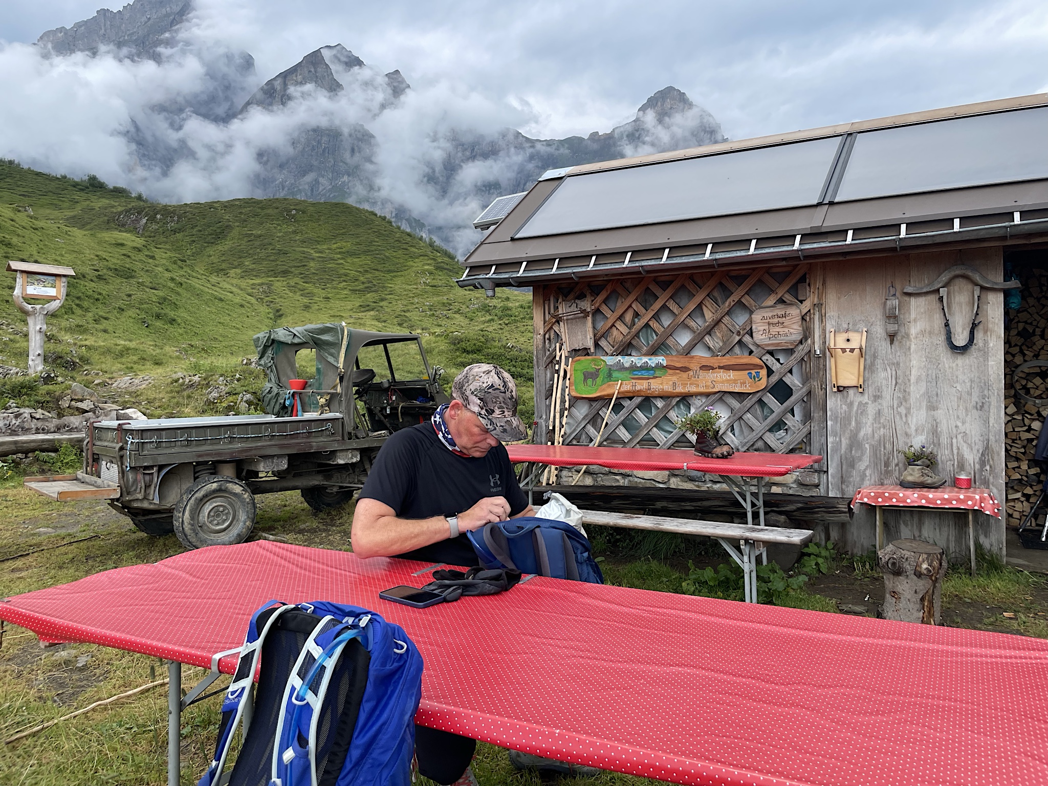 We stopped for coffee at a little farm on the way up. Check out their truck!